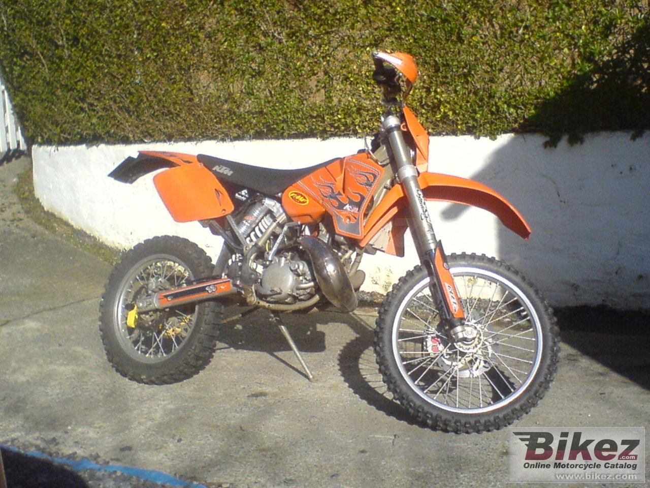 Big  200 exc picture and wallpaper from Bikez.com